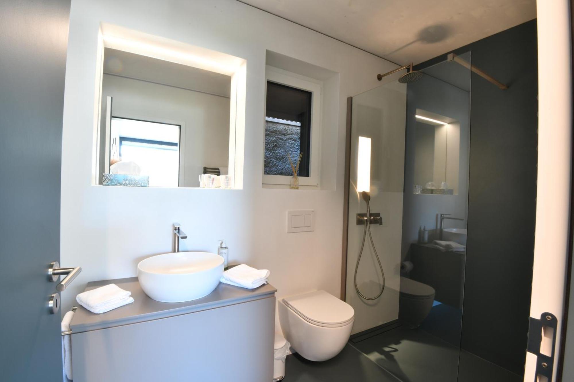 The Window Hotel Bellinzona Exterior photo